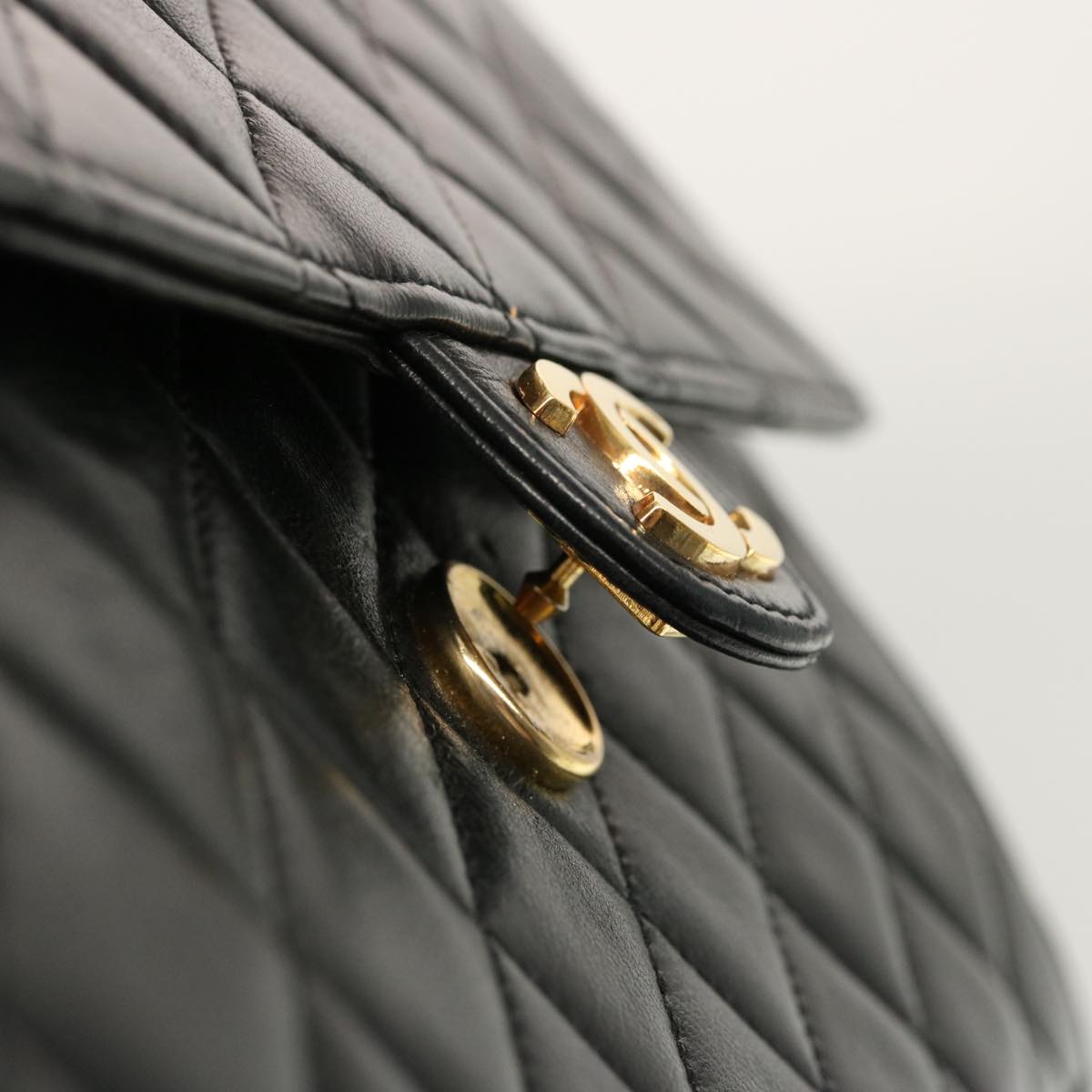 CHANEL Matelasse Chain Shoulder Bag Lamb Skin Black CC Auth 69977A