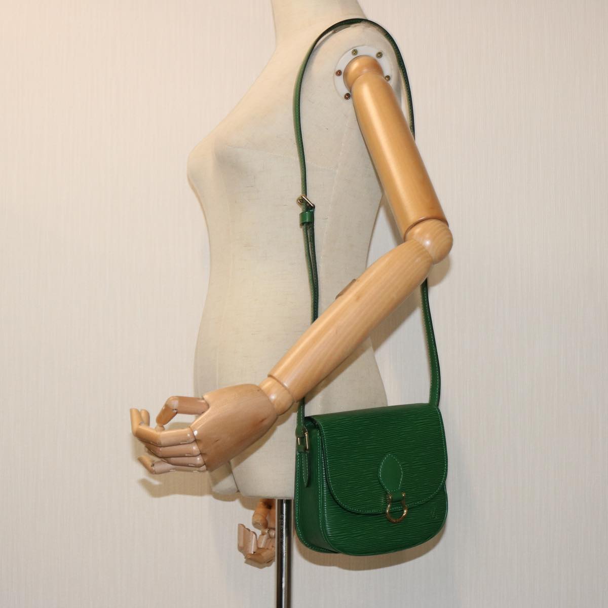 LOUIS VUITTON Epi Saint Cloud PM Shoulder Bag Green M52214 LV Auth 70001