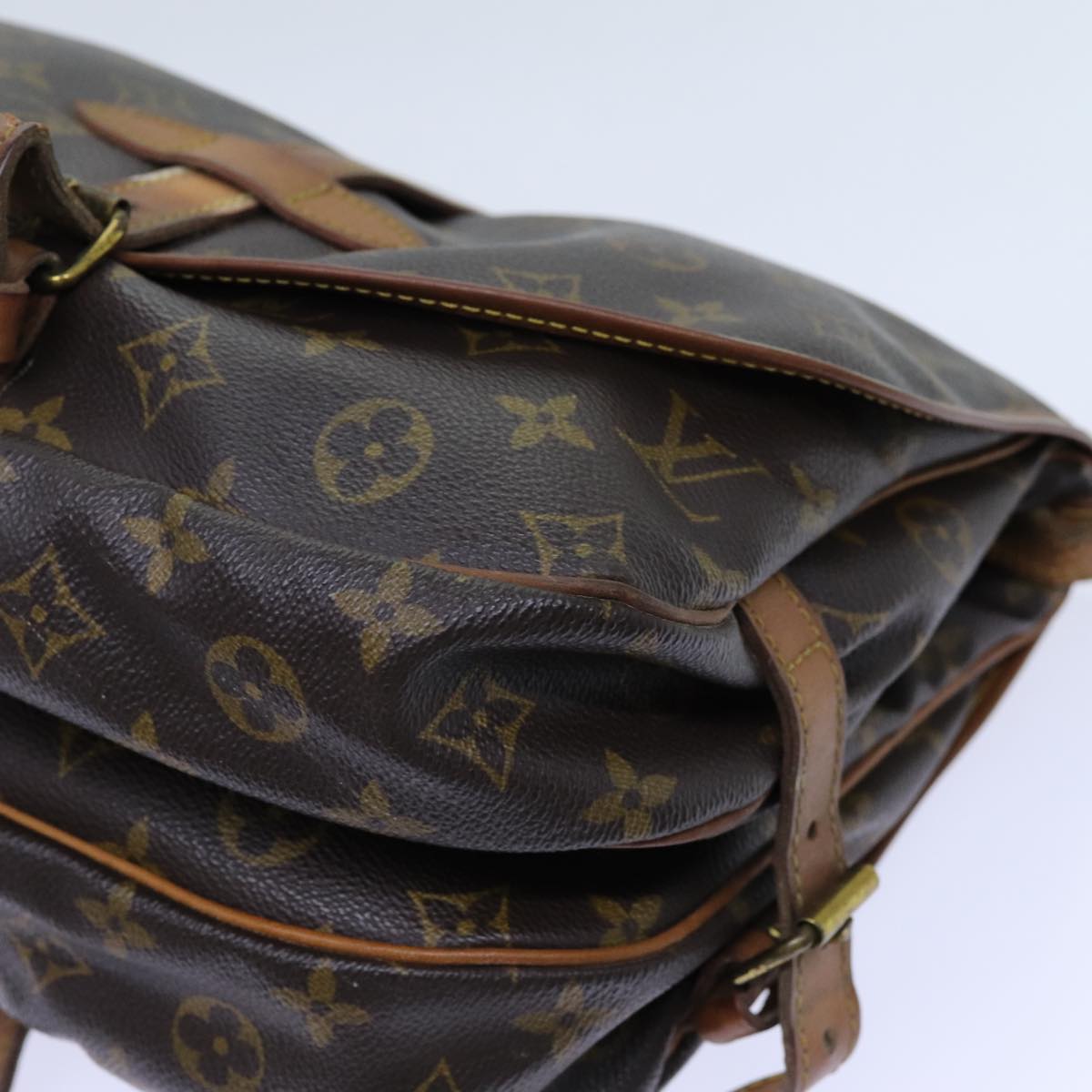 LOUIS VUITTON Monogram Saumur 30 Shoulder Bag M42256 LV Auth 70067