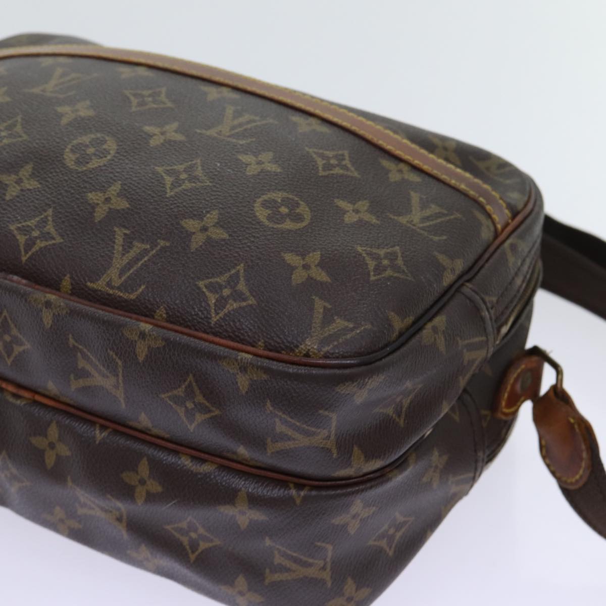 LOUIS VUITTON Monogram Reporter PM Shoulder Bag M45254 LV Auth 70068