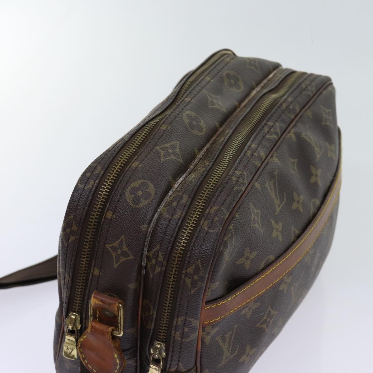 LOUIS VUITTON Monogram Reporter PM Shoulder Bag M45254 LV Auth 70068