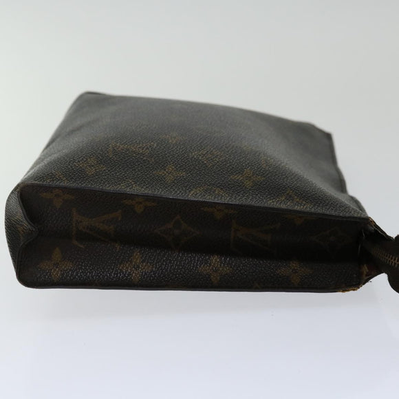 LOUIS VUITTON Monogram Poche Toilette 26 Pouch M47542 LV Auth 70085