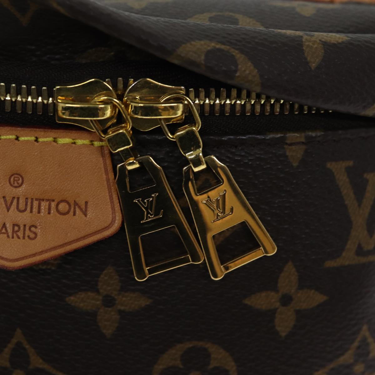 LOUIS VUITTON Monogram Bum Bag Shoulder Bag M43644 LV Auth 70120A