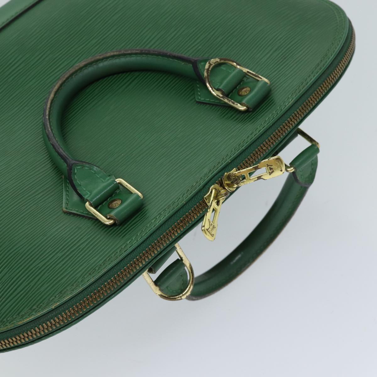 LOUIS VUITTON Epi Alma Hand Bag Borneo Green M52144 LV Auth 70230