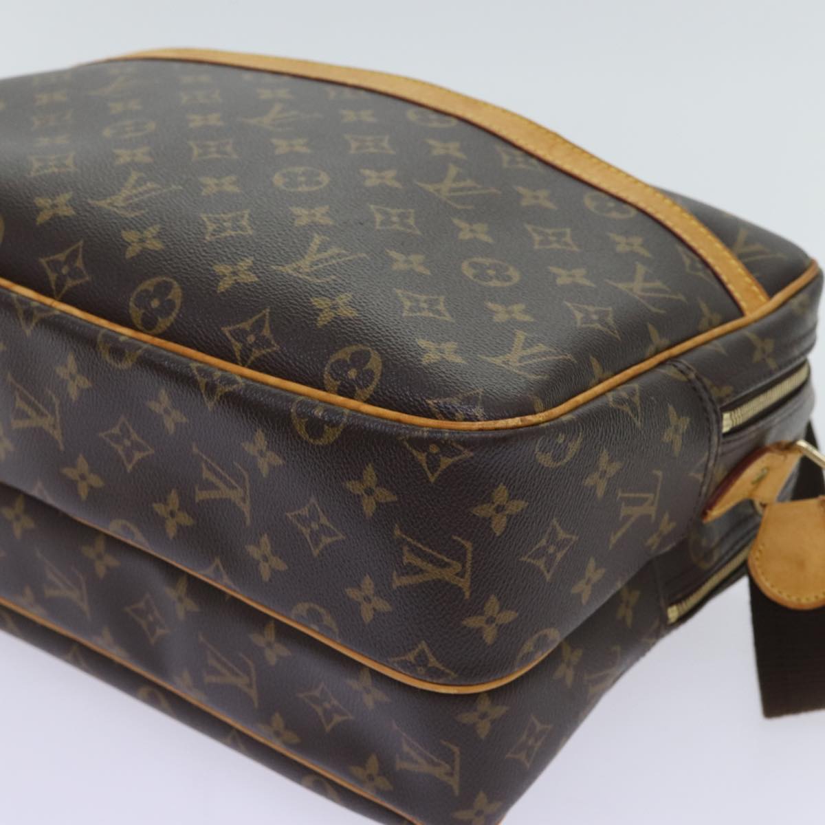 LOUIS VUITTON Monogram Reporter GM Shoulder Bag M45252 LV Auth 70267