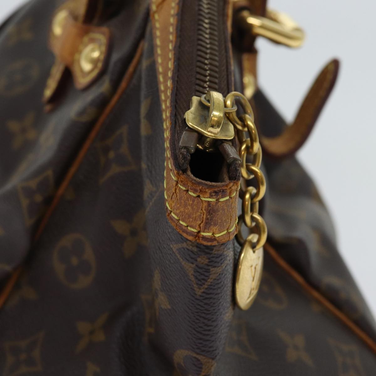 LOUIS VUITTON Monogram Tivoli GM Shoulder Bag M40144 LV Auth 70269