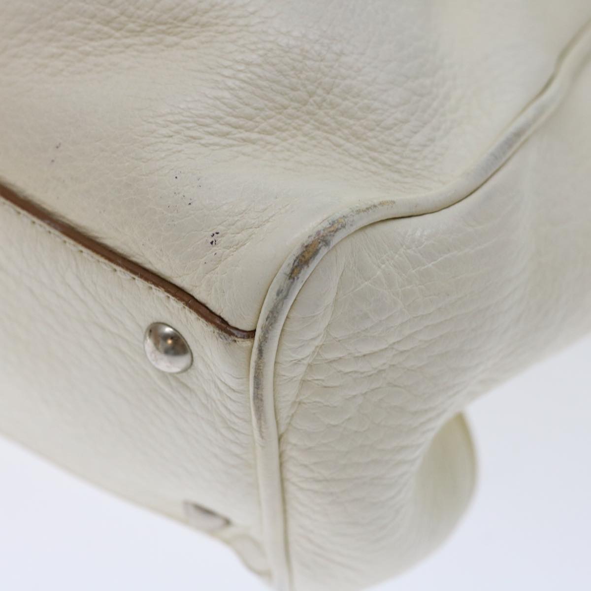 Salvatore Ferragamo Gancini Shoulder Bag Leather White Auth 70361