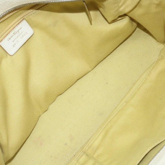 Salvatore Ferragamo Gancini Shoulder Bag Leather White Auth 70361