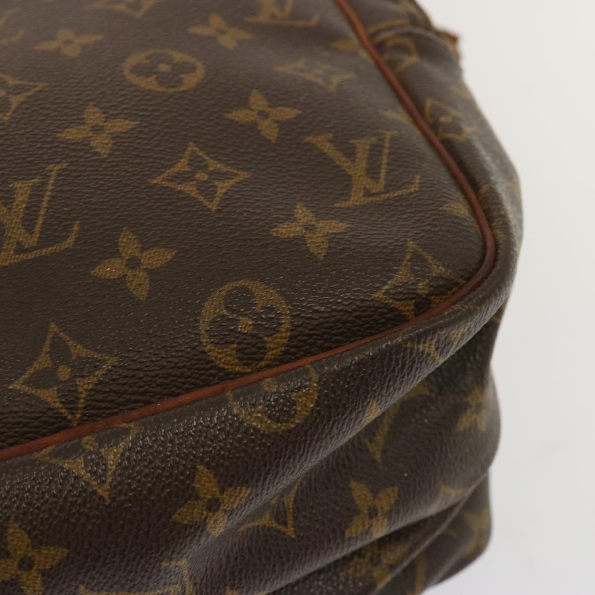 LOUIS VUITTON Monogram Reporter GM Shoulder Bag M45252 LV Auth 70363