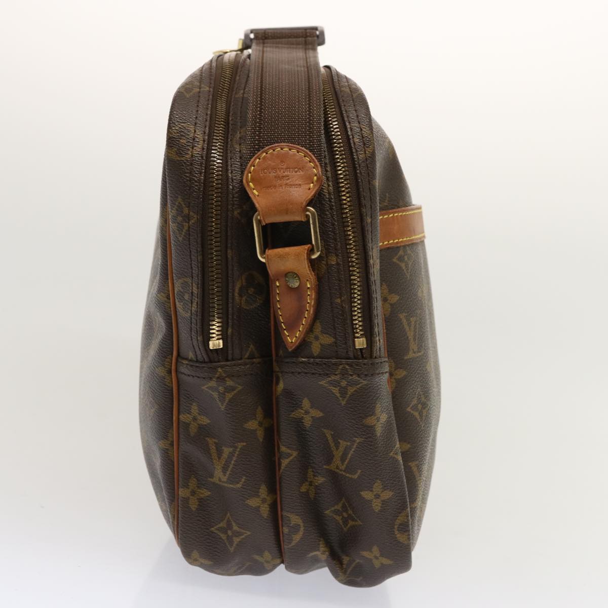 LOUIS VUITTON Monogram Reporter GM Shoulder Bag M45252 LV Auth 70363