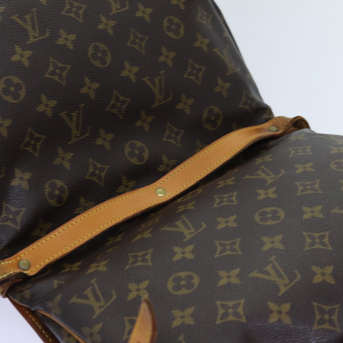 LOUIS VUITTON Monogram Saumur 30 Shoulder Bag M42256 LV Auth 70430