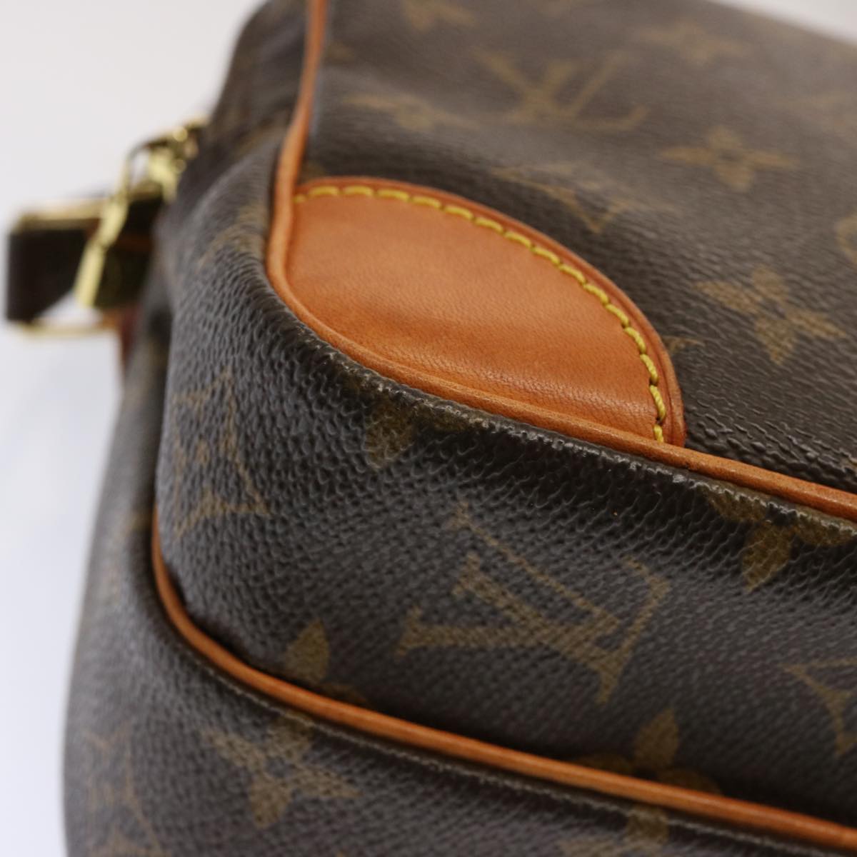 LOUIS VUITTON Monogram Amazon Shoulder Bag M45236 LV Auth 70431