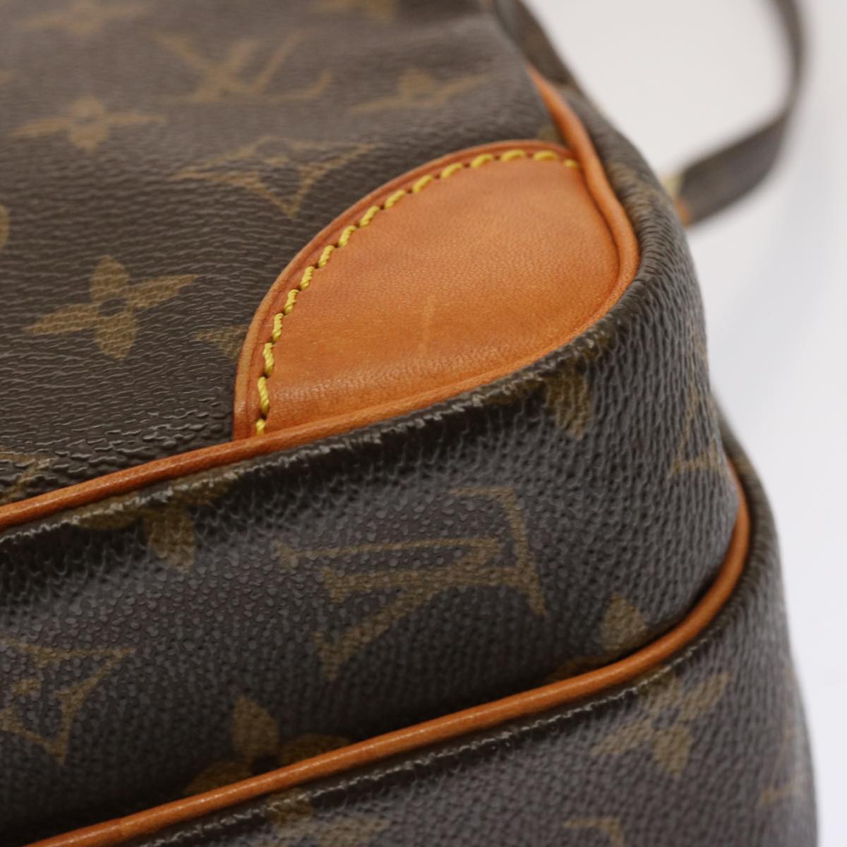 LOUIS VUITTON Monogram Amazon Shoulder Bag M45236 LV Auth 70431