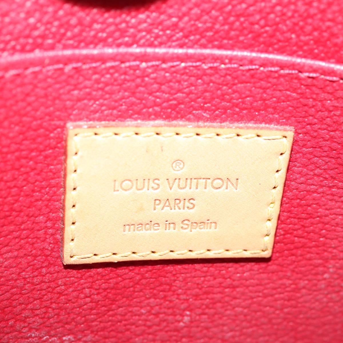 LOUIS VUITTON Vernis Pochette Cosmetic PM Rouge Grunadine M91746 LV Auth 70494