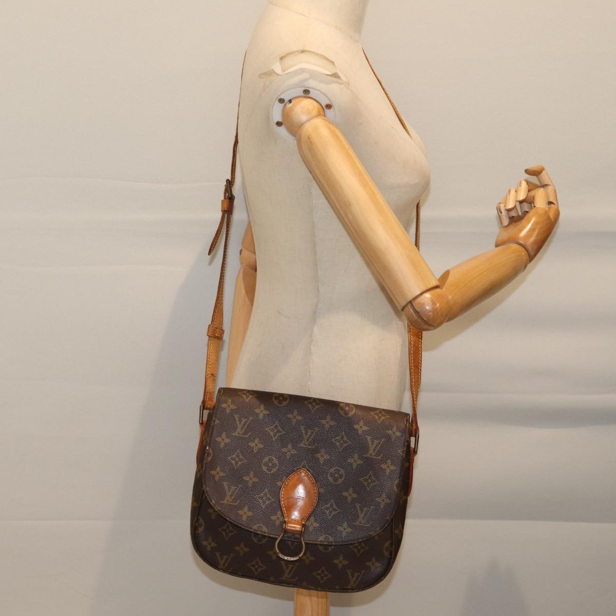 LOUIS VUITTON Monogram Saint Cloud GM Shoulder Bag M51242 LV Auth 70509