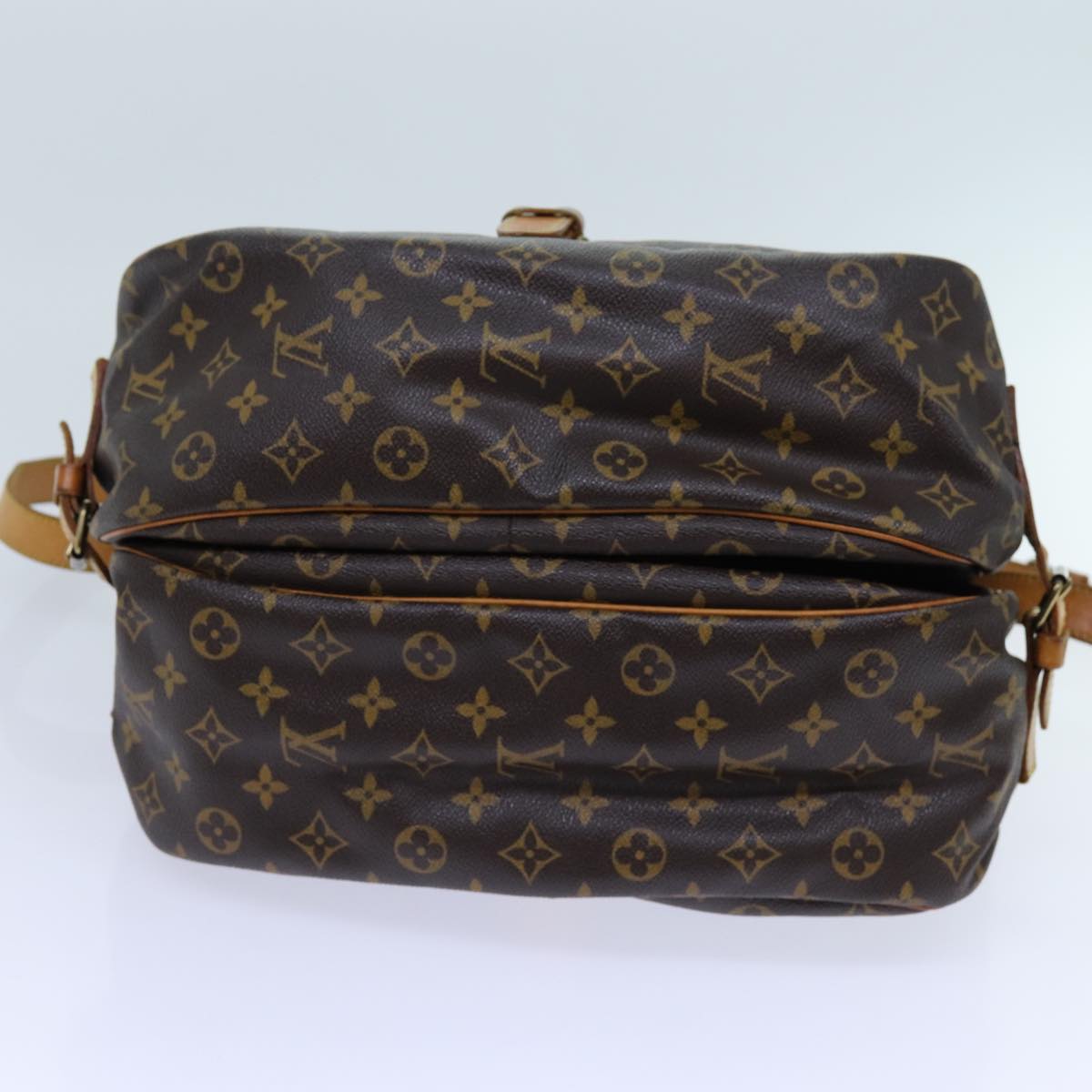 LOUIS VUITTON Monogram Saumur 35 Shoulder Bag M42254 LV Auth 70520