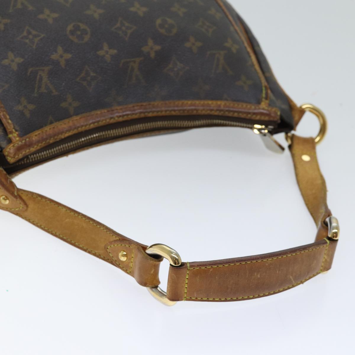 LOUIS VUITTON Monogram Tolum PM Shoulder Bag M40076 LV Auth 70537