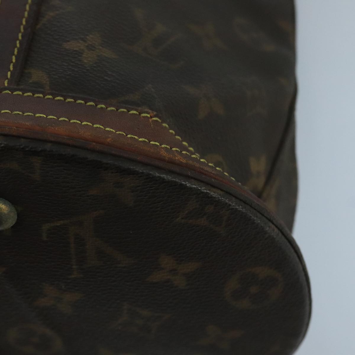 LOUIS VUITTON Monogram Bucket GM Shoulder Bag M42236 LV Auth 70542