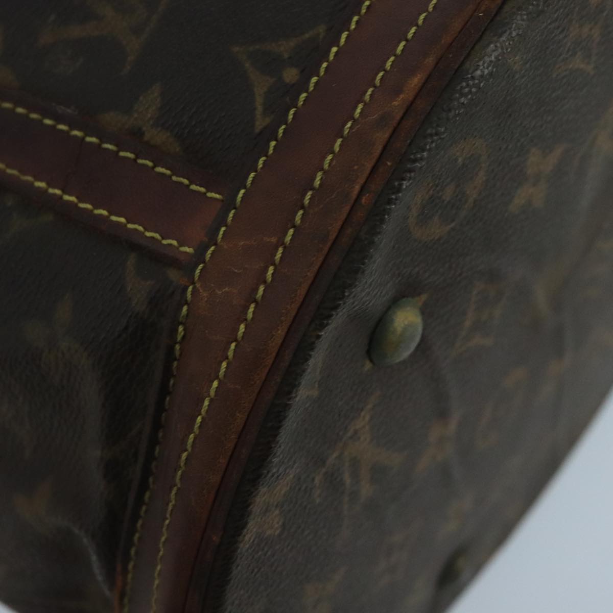 LOUIS VUITTON Monogram Bucket GM Shoulder Bag M42236 LV Auth 70542