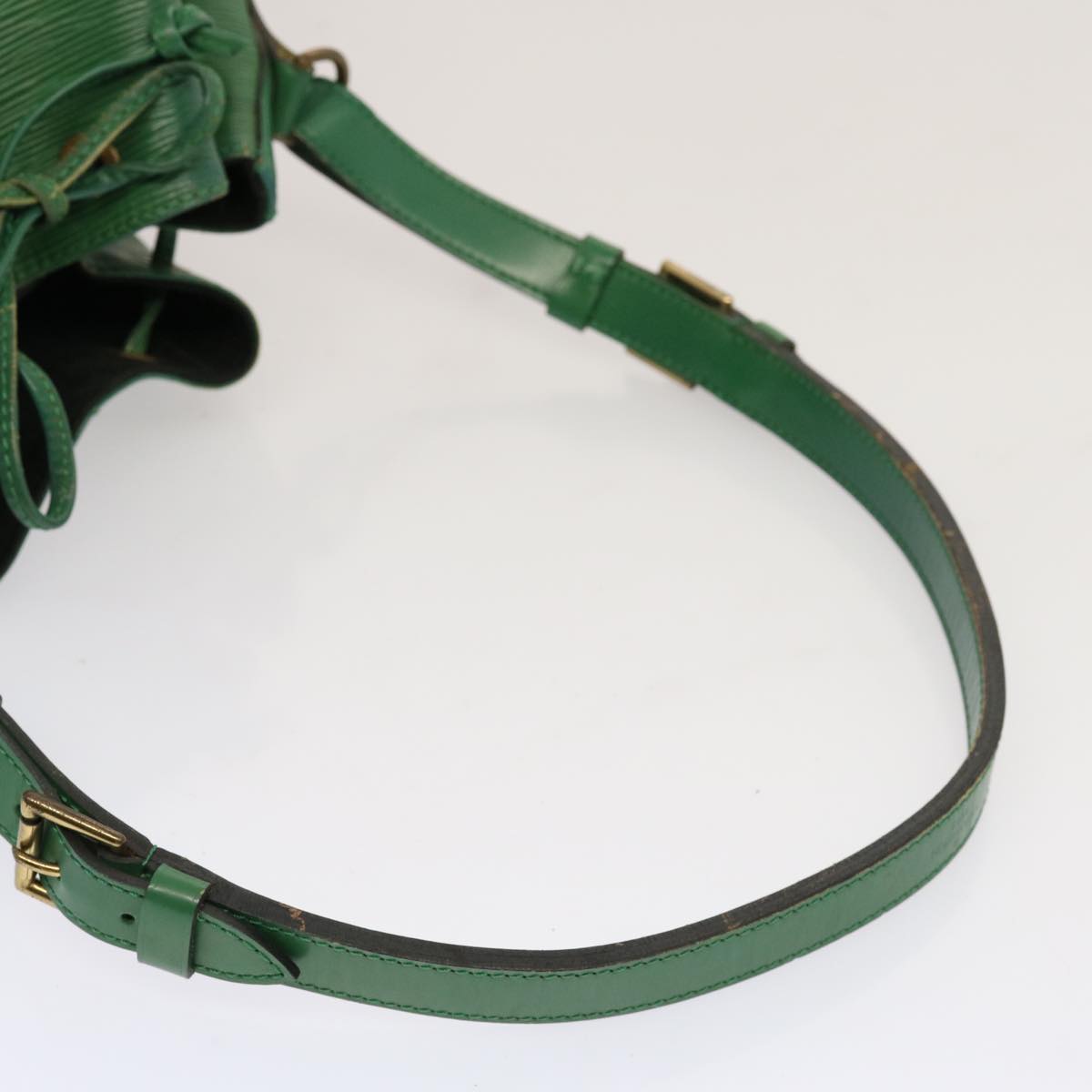 LOUIS VUITTON Epi Petit Noe Shoulder Bag Green M44104 LV Auth 70550