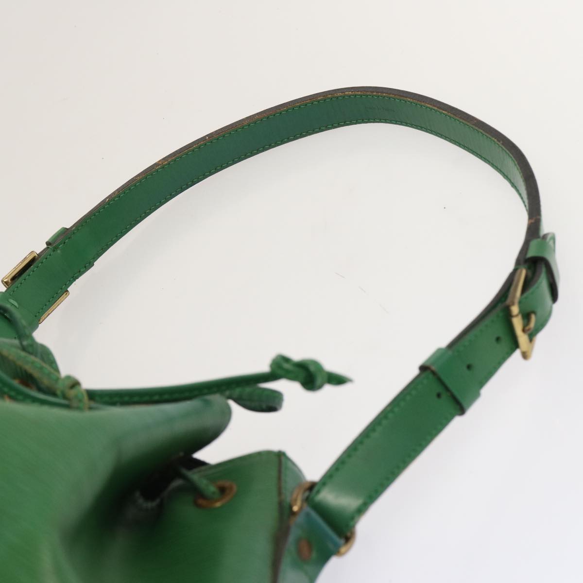 LOUIS VUITTON Epi Petit Noe Shoulder Bag Green M44104 LV Auth 70550