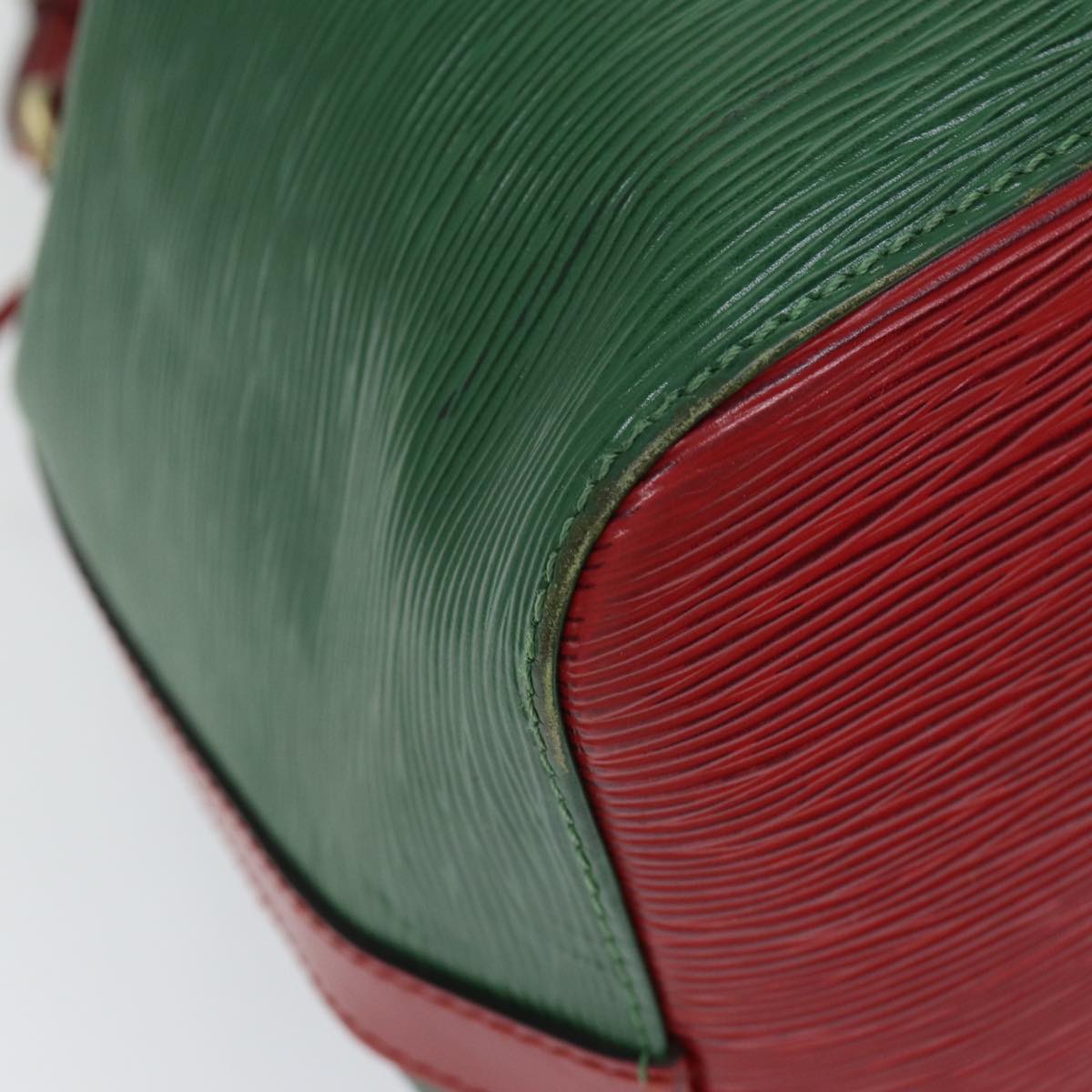 LOUIS VUITTON Epi Petit Noe Shoulder Bag Bicolor Green Red M44147 LV Auth 70552