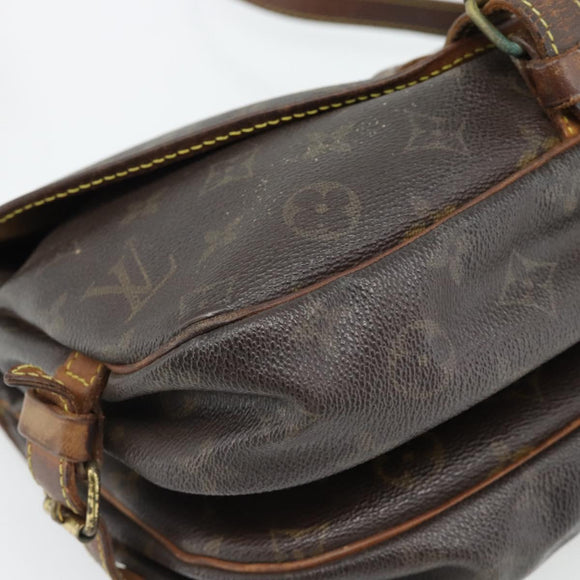 LOUIS VUITTON Monogram Saumur 30 Shoulder Bag M42256 LV Auth 70706
