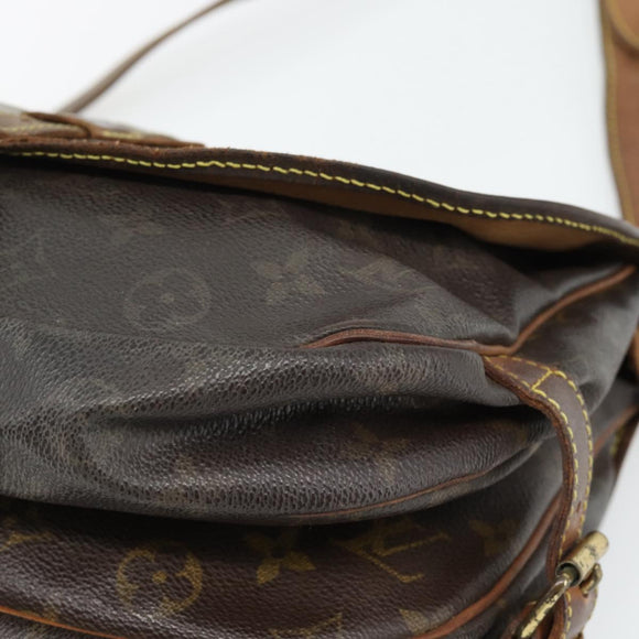 LOUIS VUITTON Monogram Saumur 30 Shoulder Bag M42256 LV Auth 70706