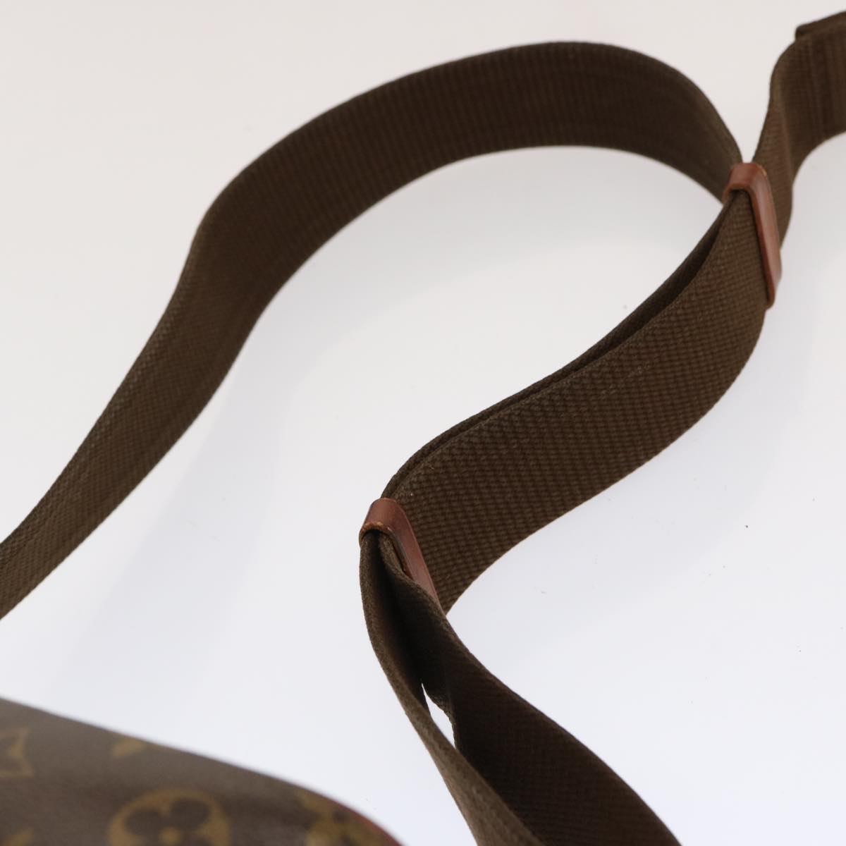 LOUIS VUITTON Monogram Pochette Gange Shoulder Bag M51870 LV Auth 70735