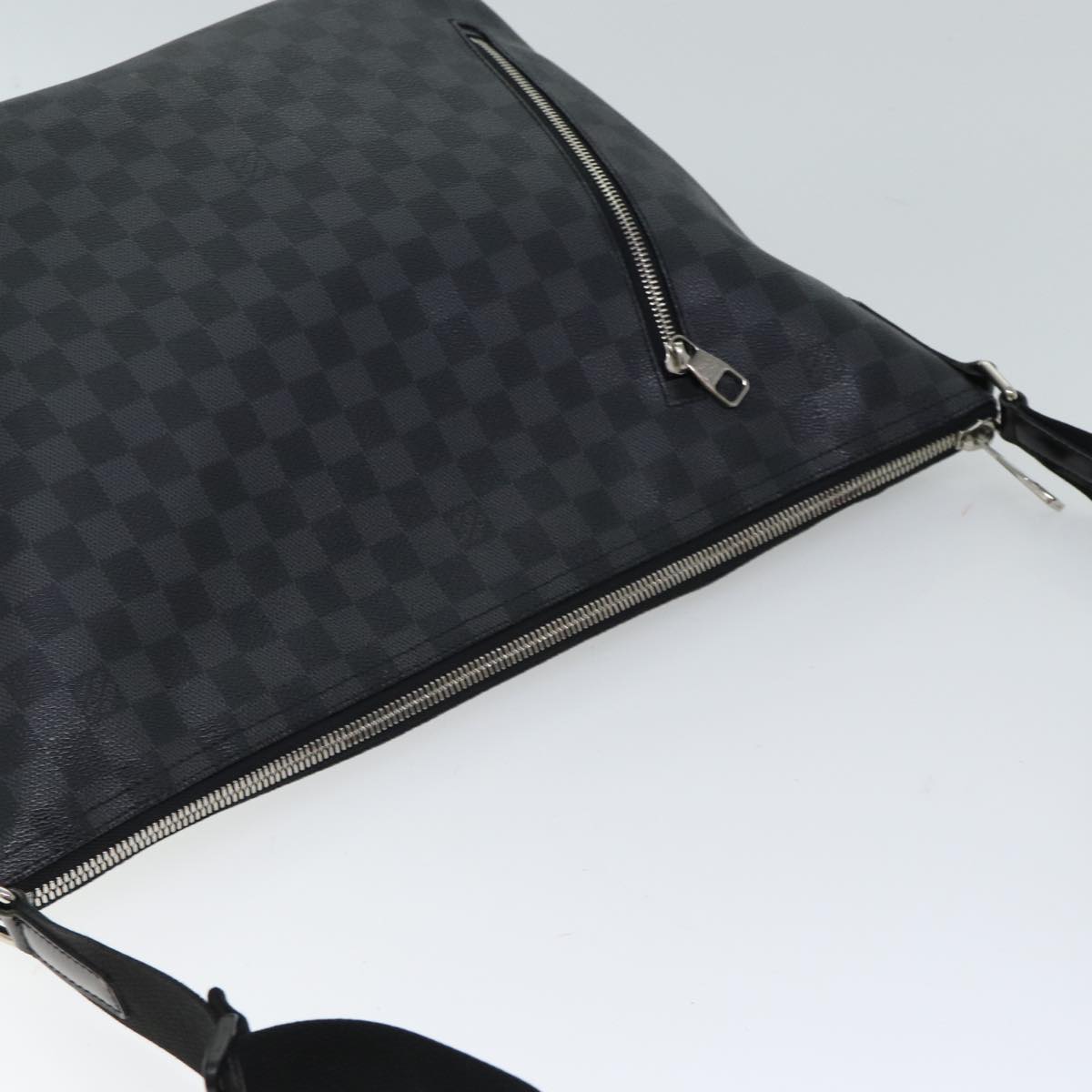 LOUIS VUITTON Damier Graphite Mick GM Shoulder Bag N41105 LV Auth 70754