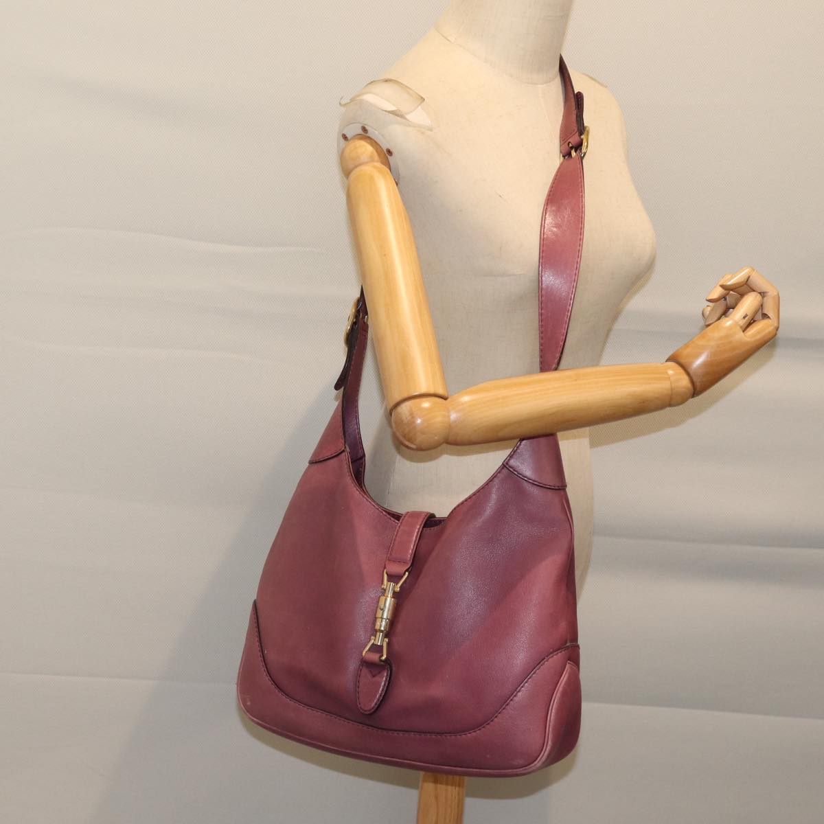 GUCCI Jackie Shoulder Bag Leather Purple 277520 Auth 70782