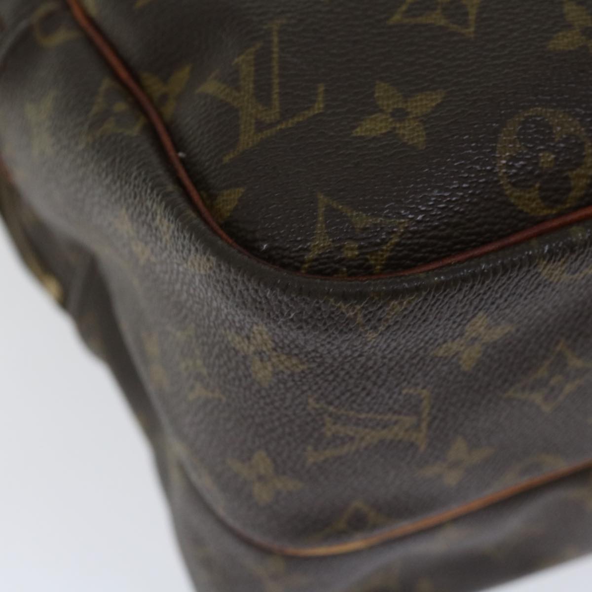 LOUIS VUITTON Monogram Reporter GM Shoulder Bag M45252 LV Auth 70787