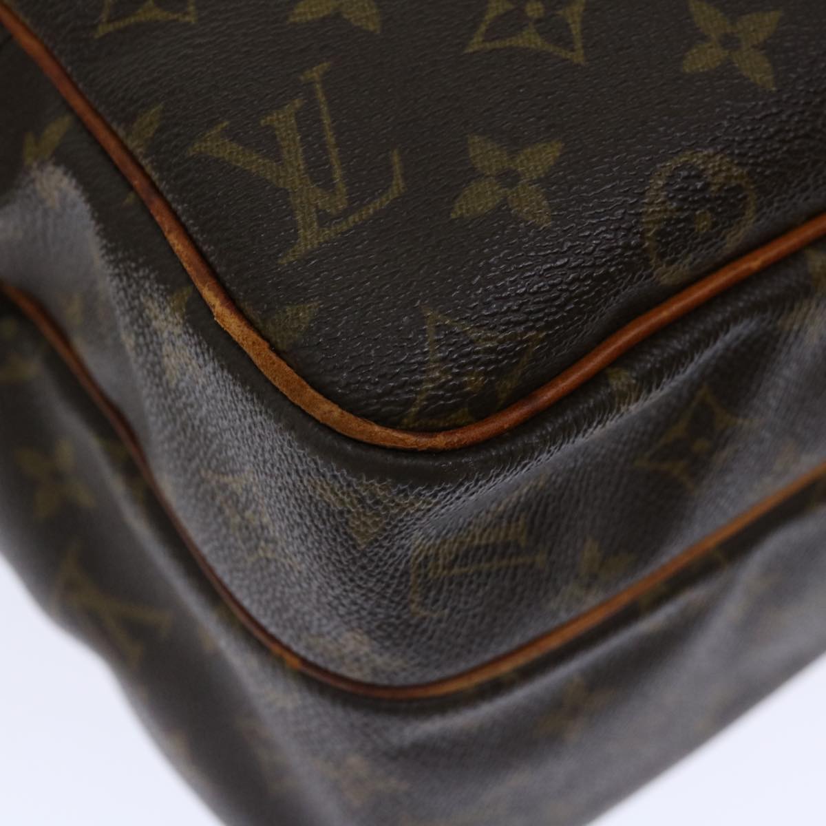 LOUIS VUITTON Monogram Reporter GM Shoulder Bag M45252 LV Auth 70787