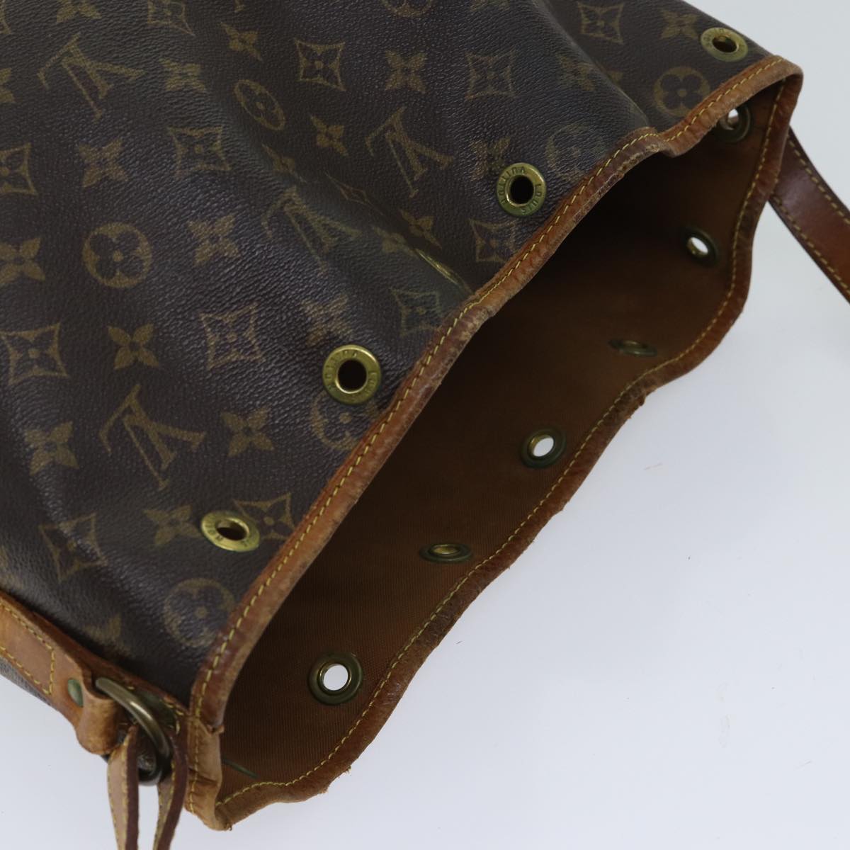 LOUIS VUITTON Monogram Noe Shoulder Bag M42224 LV Auth 70976