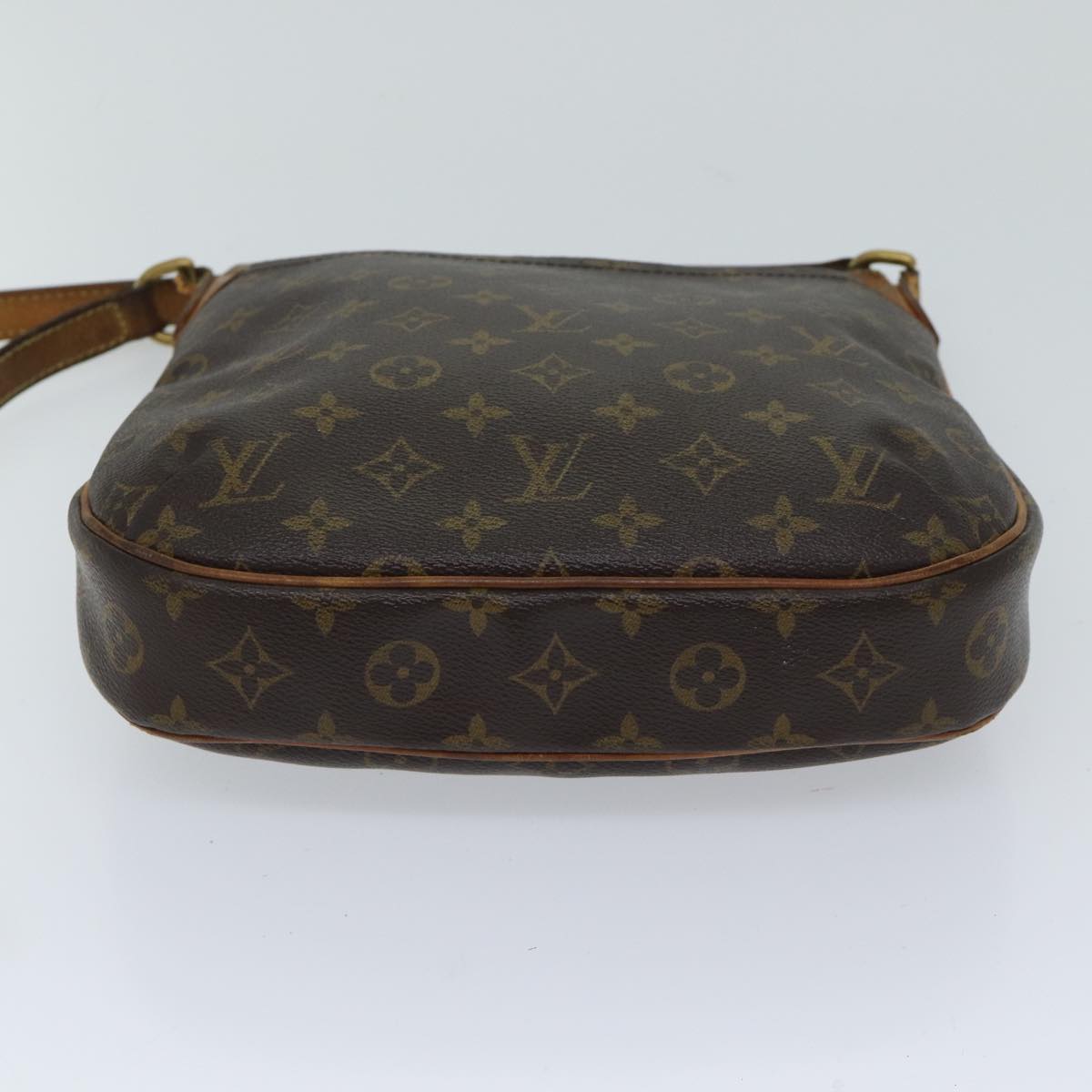 LOUIS VUITTON Monogram Odeon PM Shoulder Bag M56390 LV Auth 70981