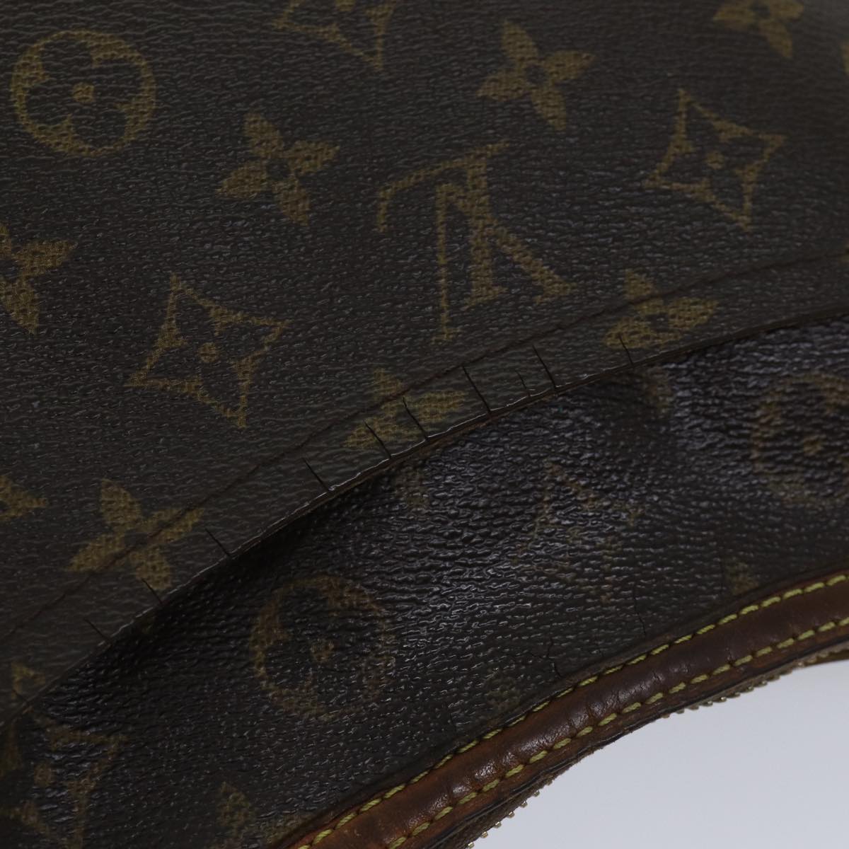 LOUIS VUITTON Monogram Odeon PM Shoulder Bag M56390 LV Auth 70981