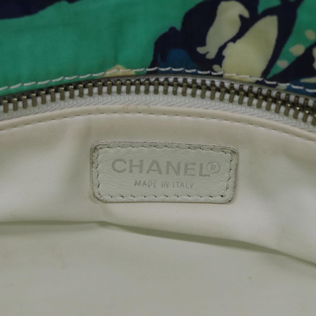 CHANEL Tote Bag Vinyl coating Green CC Auth 71032