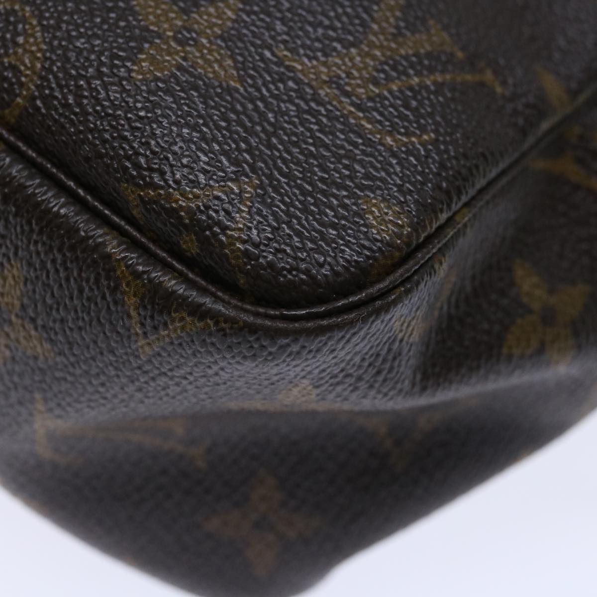 LOUIS VUITTON Monogram Trousse Toilette 28 Clutch Bag M47522 LV Auth 71049