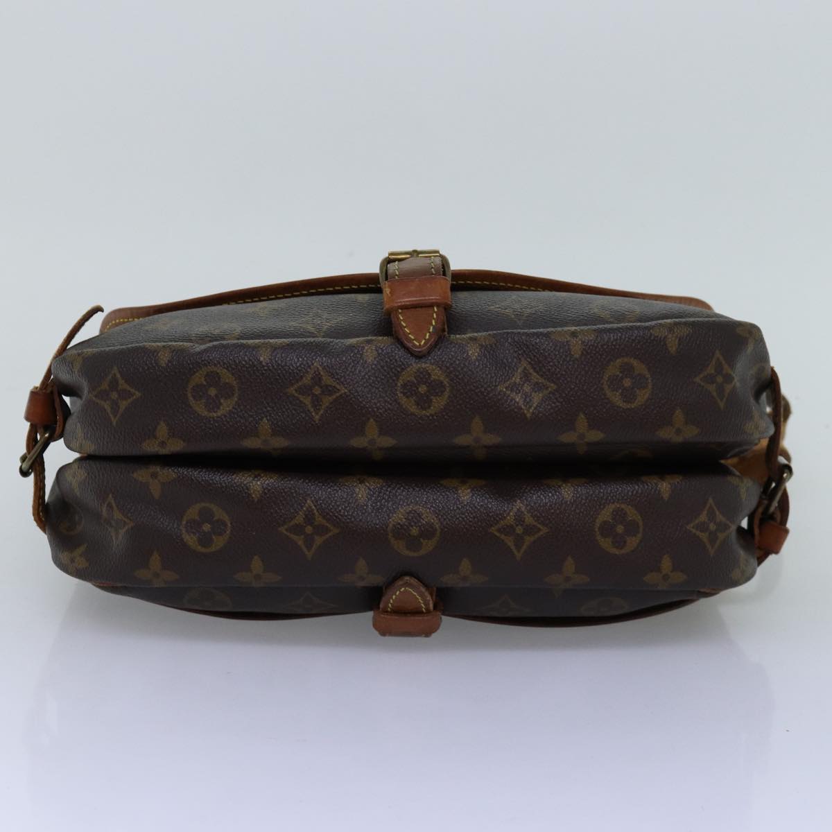 LOUIS VUITTON Monogram Saumur 30 Shoulder Bag M42256 LV Auth 71077