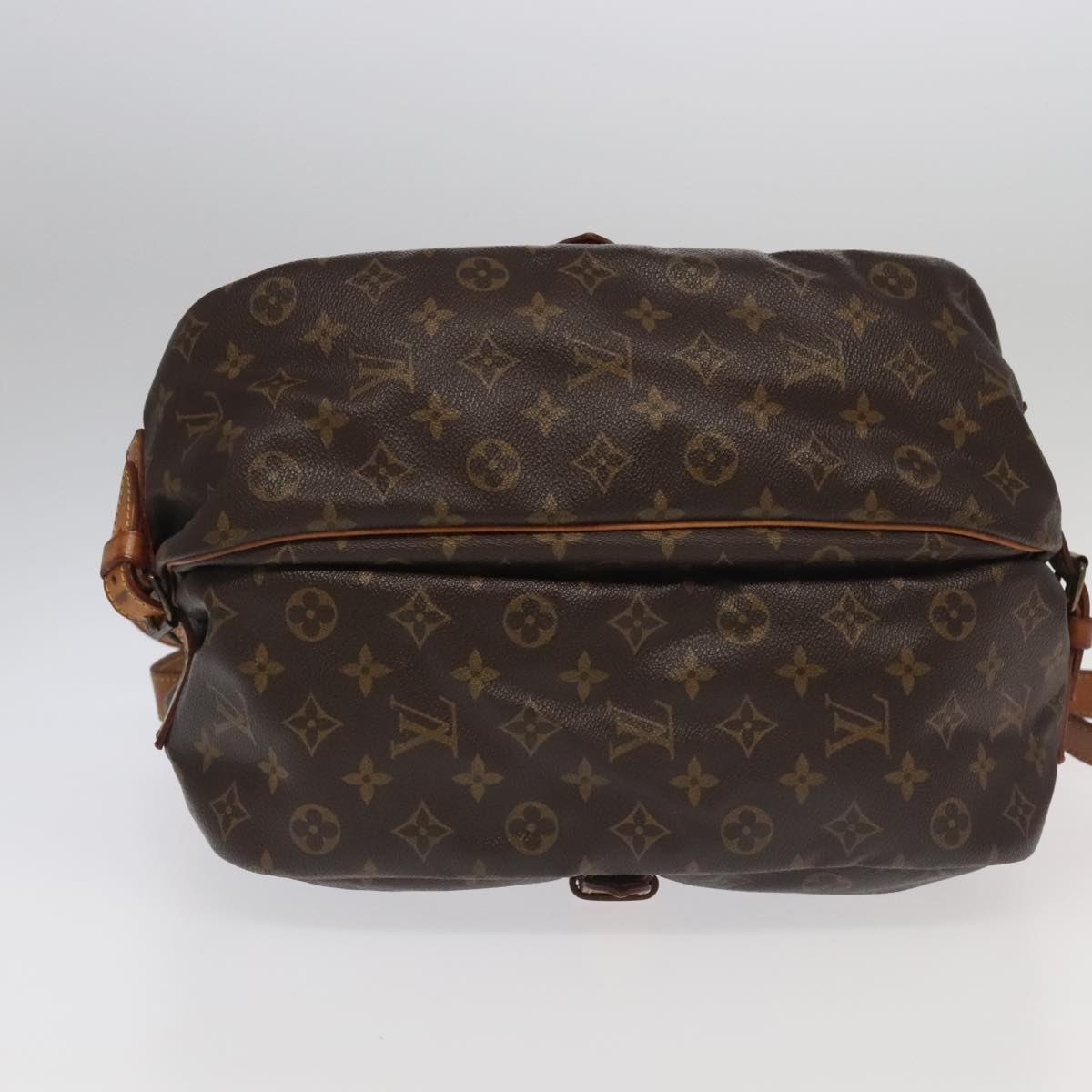 LOUIS VUITTON Monogram Saumur 35 Shoulder Bag M42254 LV Auth 71081