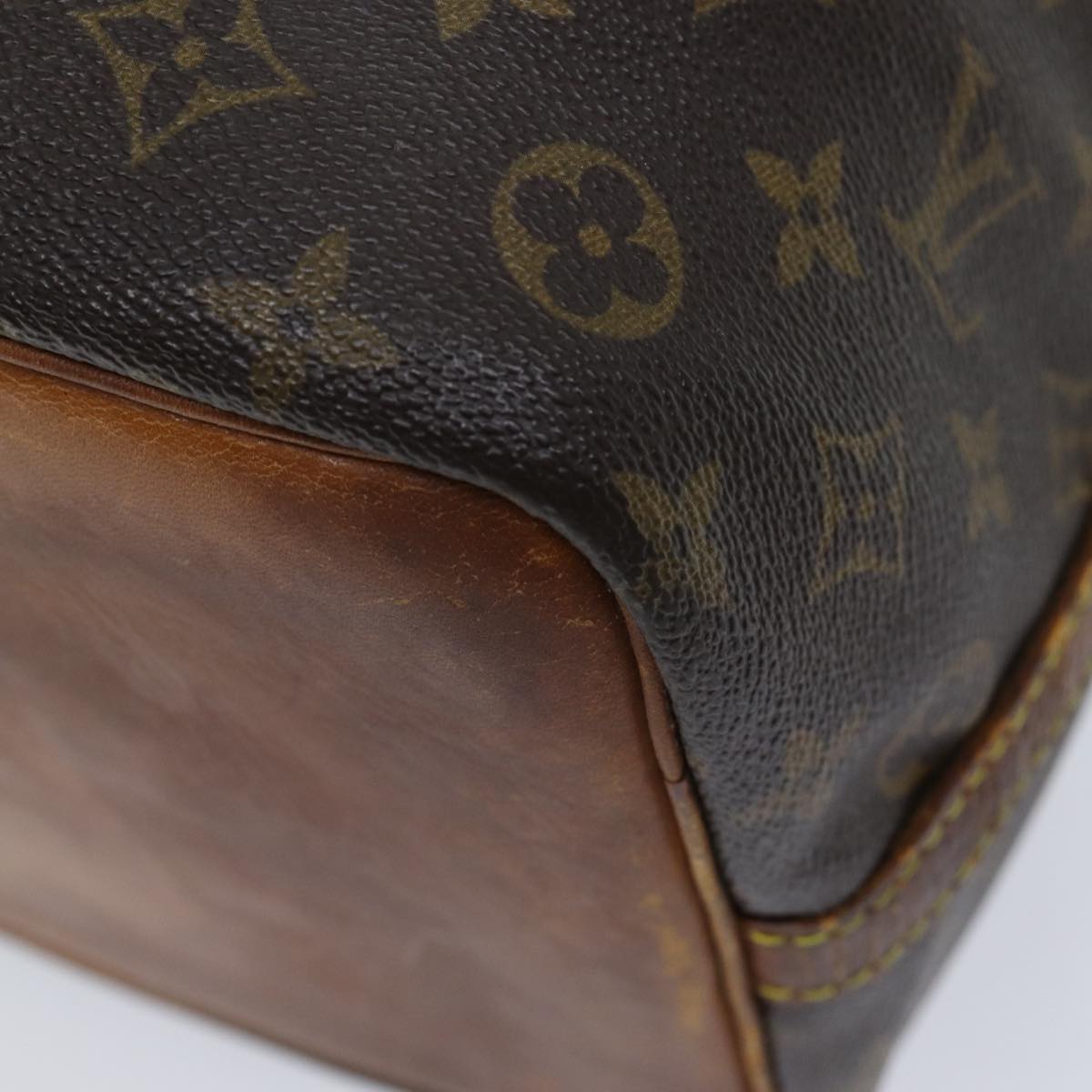 LOUIS VUITTON Monogram Petit Noe Shoulder Bag M42226 LV Auth 71092