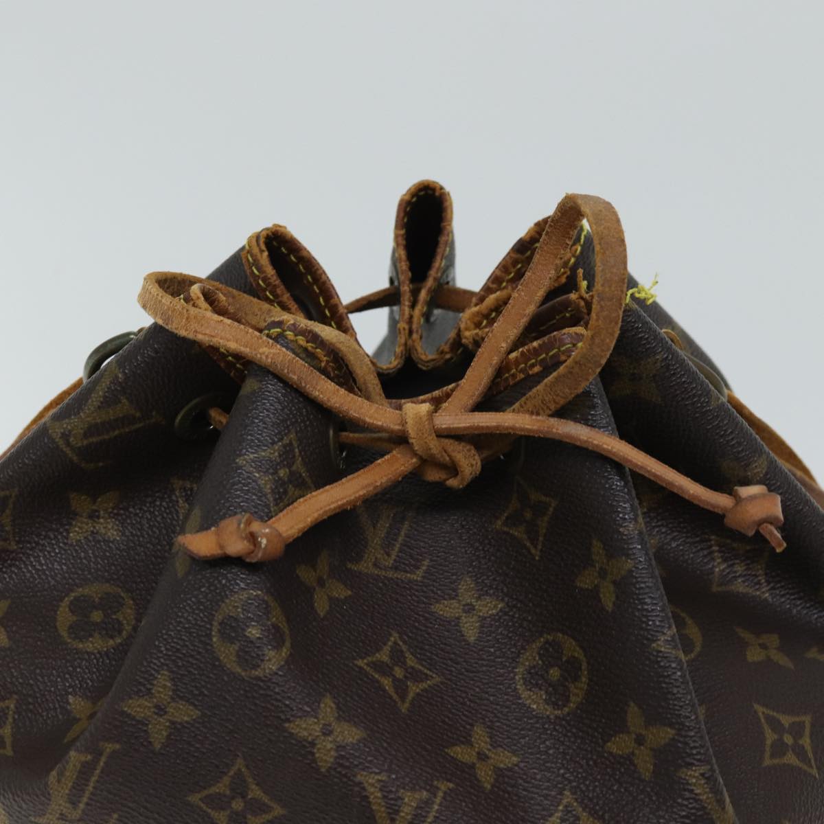 LOUIS VUITTON Monogram Petit Noe Shoulder Bag M42226 LV Auth 71092