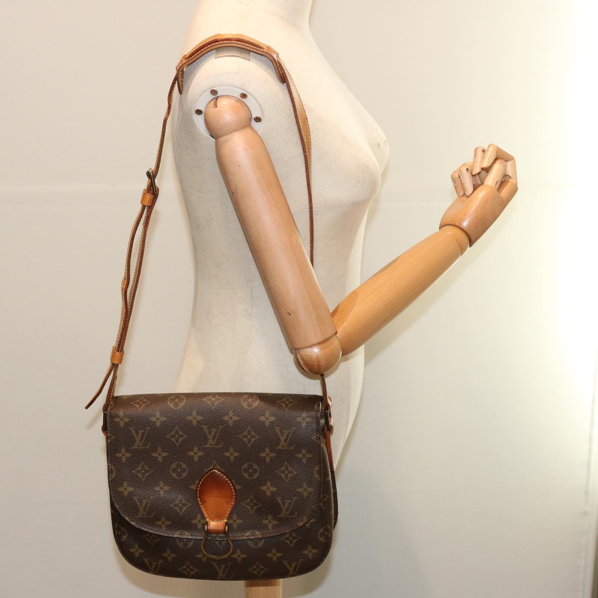 LOUIS VUITTON Monogram Saint Cloud GM Shoulder Bag M51242 LV Auth 71158