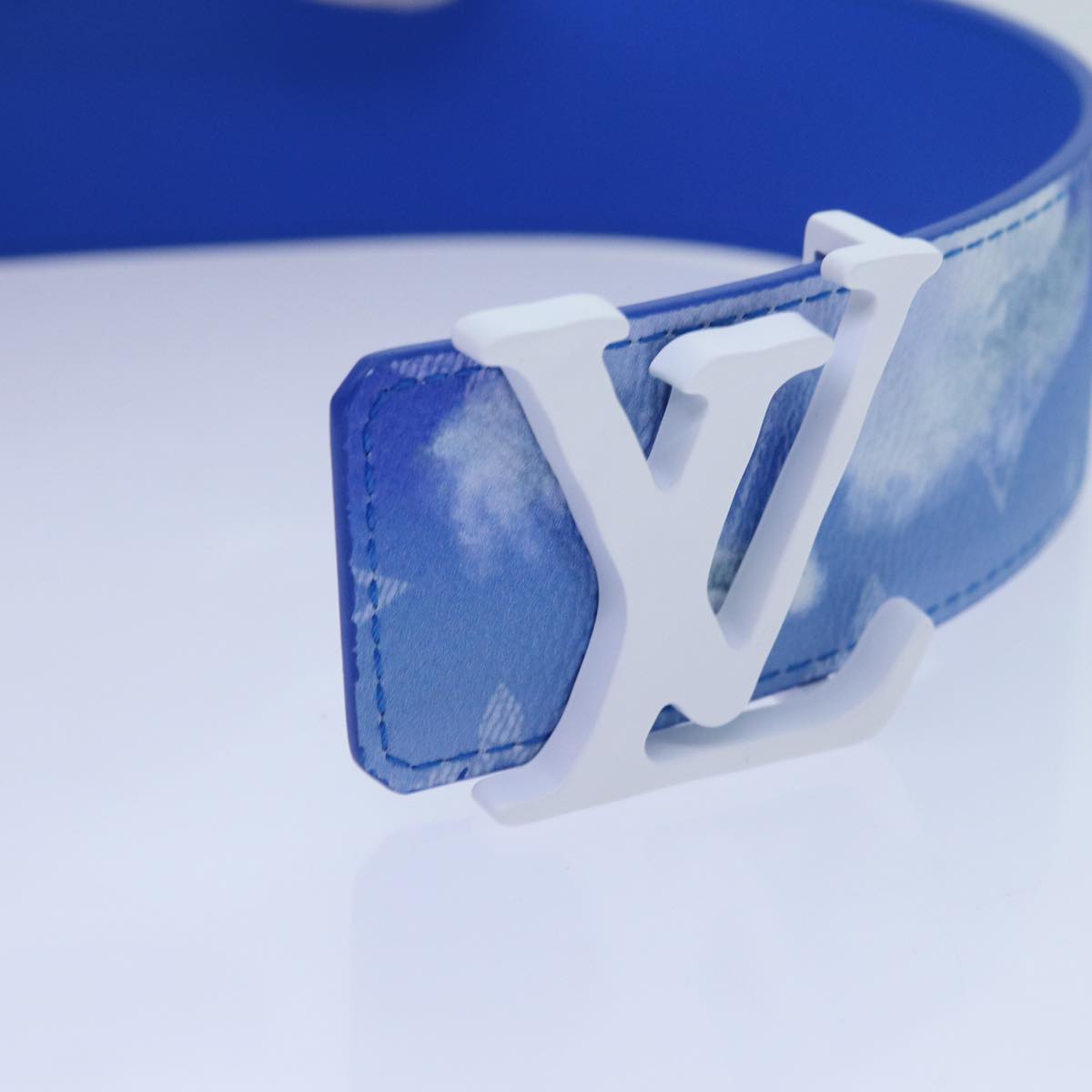 LOUIS VUITTON Monogram Clouds Ceinture LV Shape Belt