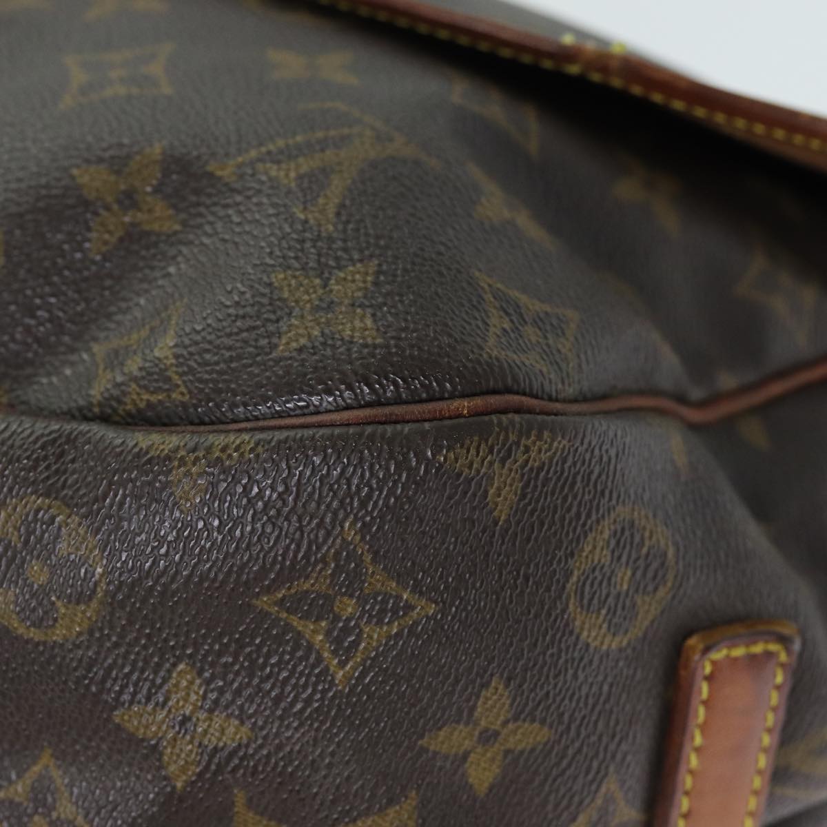 LOUIS VUITTON Monogram Saumur 35 Shoulder Bag M42254 LV Auth 71244