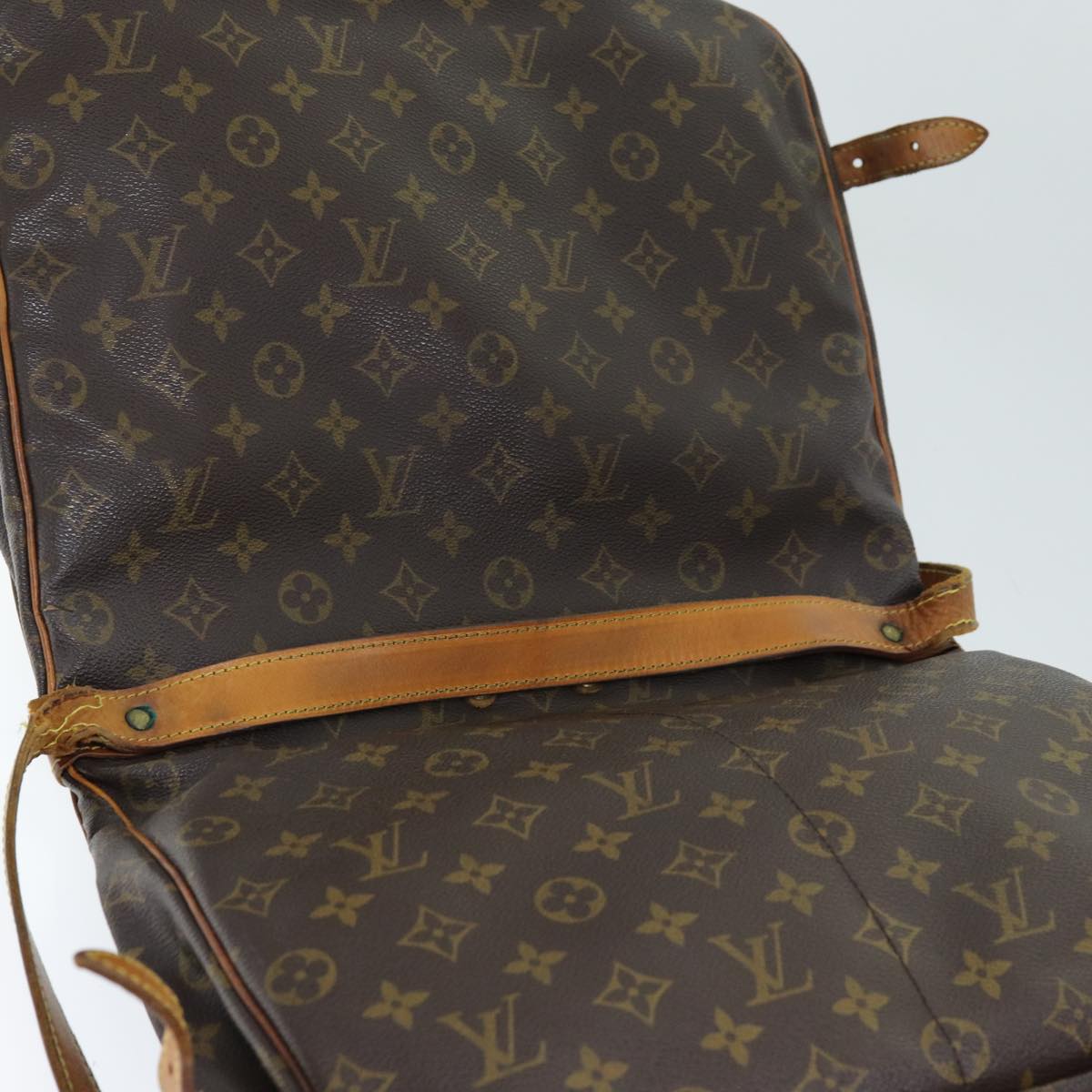 LOUIS VUITTON Monogram Saumur 35 Shoulder Bag M42254 LV Auth 71244