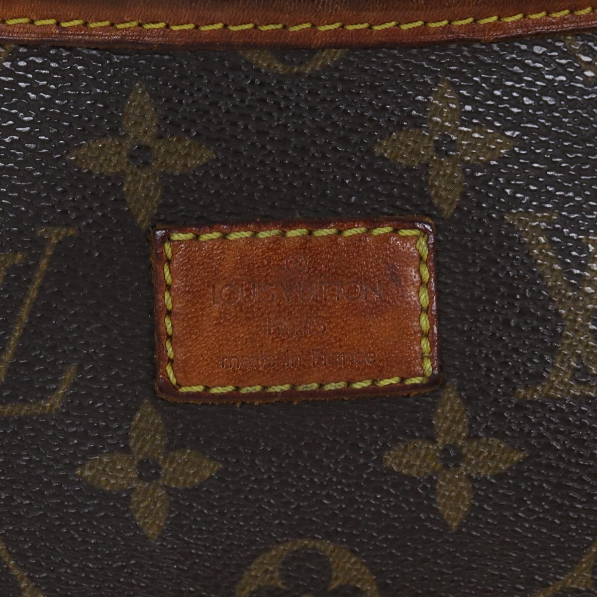 LOUIS VUITTON Monogram Saumur 35 Shoulder Bag M42254 LV Auth 71244