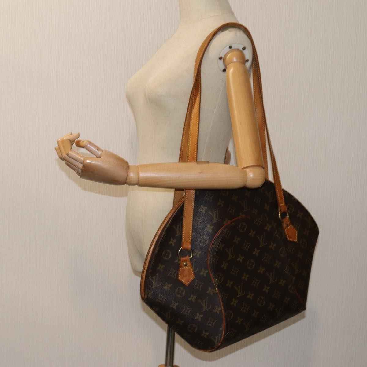 LOUIS VUITTON Monogram Ellipse Shopping Shoulder Bag M51128 LV Auth 71247