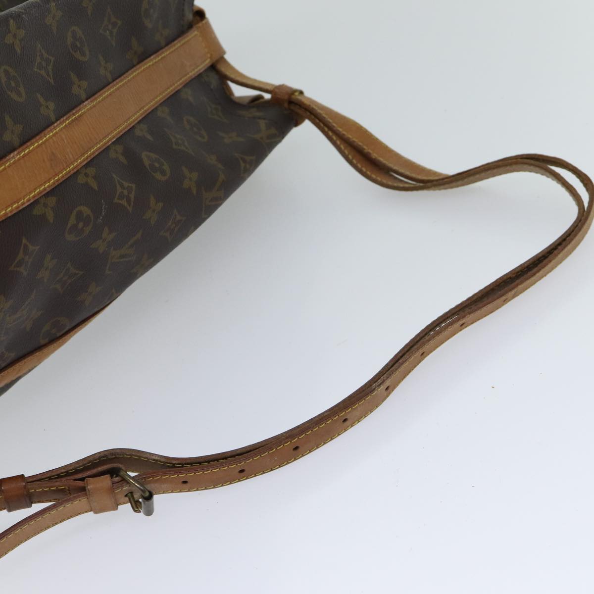 LOUIS VUITTON Monogram Randonnee GM Shoulder Bag M42244 LV Auth 71292