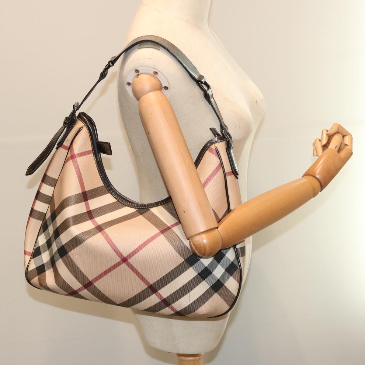 BURBERRY Nova Check Shoulder Bag PVC Beige Auth 71307